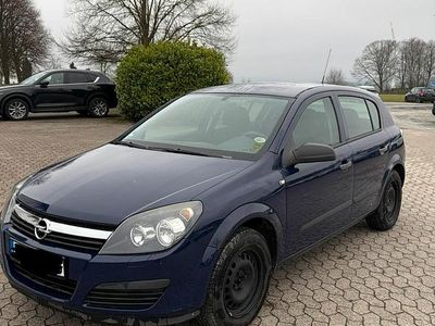 Gebraucht Opel Astra 105 PS (77 kW) 2006 Blau Limousine
