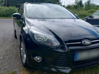 Gebraucht Ford Focus Titanium 125 PS (91 kW) 2013 Schwarz Limousine