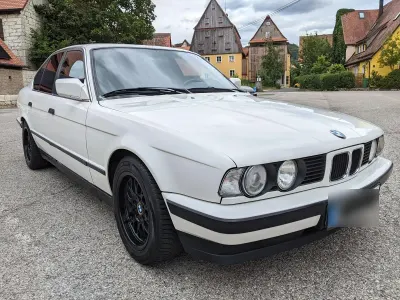 Gebraucht BMW 520 192 PS (141 kW) 1990 Weiß Limousine