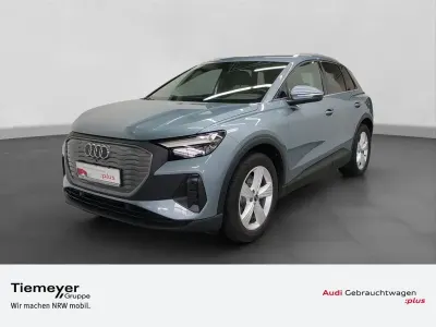 Gebraucht Audi Q4 e-tron Comfort 125 kW (170 PS) 2023 Geysirblau metallic SUV