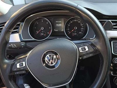Gebraucht VW Passat Highline 150 PS (110 kW) 2015 Kombi