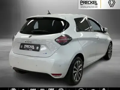 Second-hand Renault Zoe Intens 100 kW (136 CP) 2021 Alb Hatchback