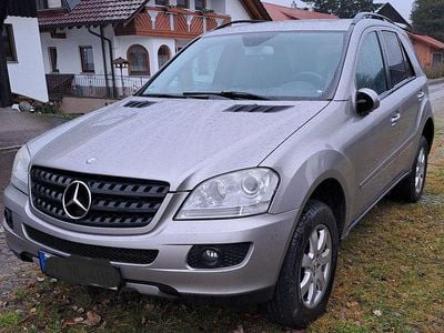 Beige Gebraucht 2006 Mercedes ML280 SUV | 5.200 € (Guter Preis)
