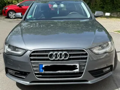 Gebraucht Audi A4 170 PS (125 kW) 2012 Grau Kombi