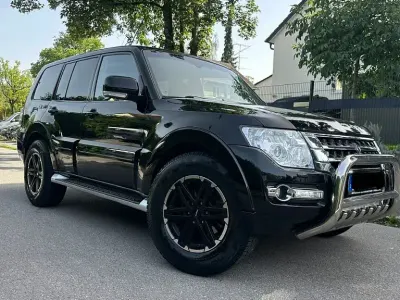 Gebraucht Mitsubishi Pajero 190 PS (139 kW) 2016 Schwarz SUV