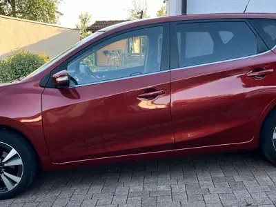 Gebraucht Nissan Pulsar N-Connecta 116 PS (85 kW) 2016 Rot Kleinwagen