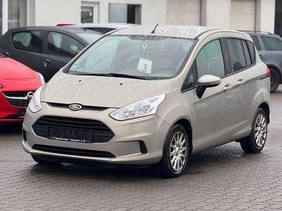 Grau Gebraucht 2014 Ford B-MAX Trend Van / Kleinbus | 5.499 € (Fairer Preis)
