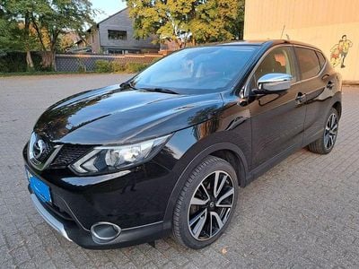 Gebraucht Nissan Qashqai Acenta+ 131 PS (96 kW) 2014 Schwarz SUV