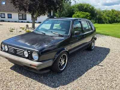 Gebraucht VW Golf II 90 PS (66 kW) 1988 Schwarz Kleinwagen