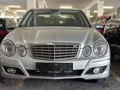 Gebraucht Mercedes E220 Elegance 170 PS (125 kW) 2007 Silber Limousine