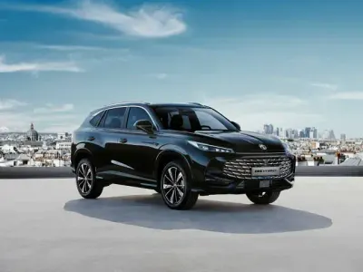 Neu MG HS 224 PS (164 kW) 2026 Schwarz SUV