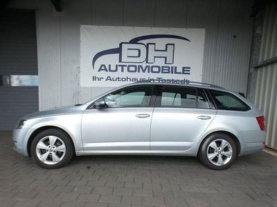 Silber Gebraucht 2015 Skoda Octavia Kombi | 10.990 € (Fairer Preis)