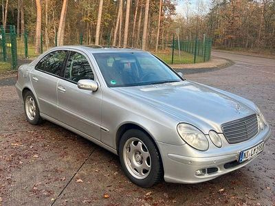 Mercedes E220