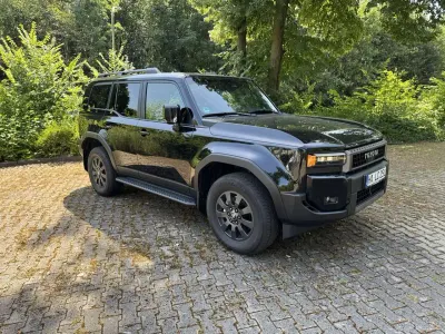 Gebraucht Toyota Land Cruiser Executive 205 PS (150 kW) 2025 Schwarz SUV