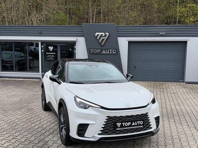 Neu Lexus LBX 136 PS (100 kW) 2026 Weiß SUV