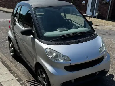 Gebraucht Smart ForTwo Coupé Pure 61 PS (44 kW) 2009 Silber Coupé