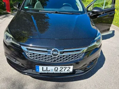 Używany Opel Astra Innovation 136 KM (100 kW) 2018 Czarny Kombi