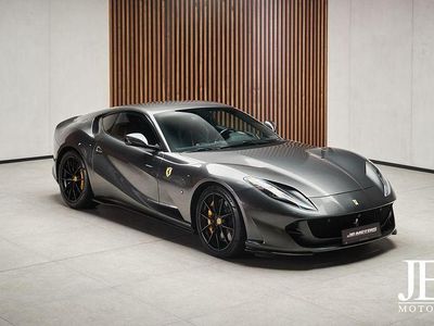 Grau Gebraucht 2020 Ferrari 812 Coupé | 289.850 €