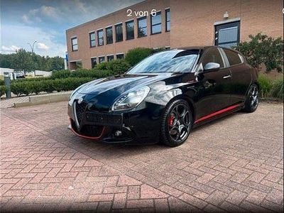 Gebraucht Alfa Romeo Giulietta Quadrifoglio Verde 241 PS (177 kW) 2014 Schwarz Kleinwagen