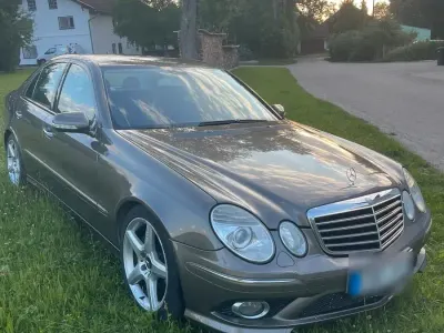 Gebraucht Mercedes E280 AMG 190 PS (139 kW) 2008 Braun Limousine