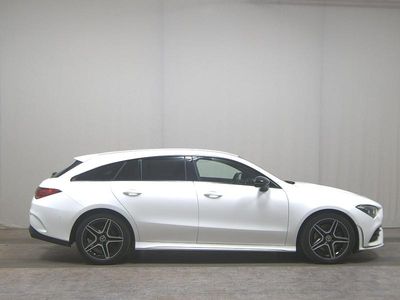 Gebraucht Mercedes CLA220 Shooting Brake AMG line 190 PS (139 kW) 2021 Weiss Kombi