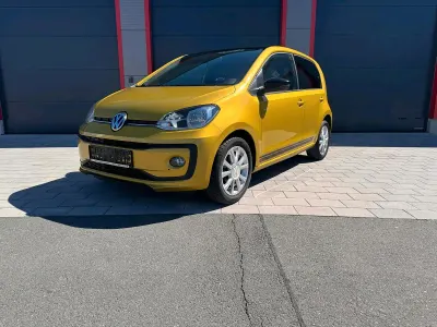 Brugt VW up! CLUB 60 HK (44 kW) 2016 Guld Hatchback