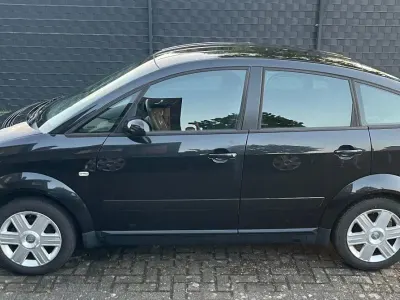 Gebraucht Audi A2 75 PS (55 kW) 2004 Schwarz Kleinwagen