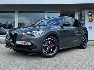 Gebraucht Alfa Romeo Stelvio Veloce 209 PS (153 kW) 2022 Grau SUV