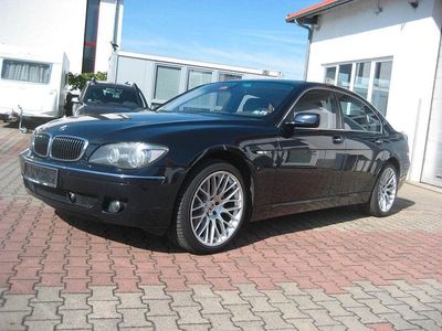 BMW 750