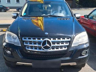 Gebraucht Mercedes ML280 190 PS (139 kW) 2008 Schwarz SUV