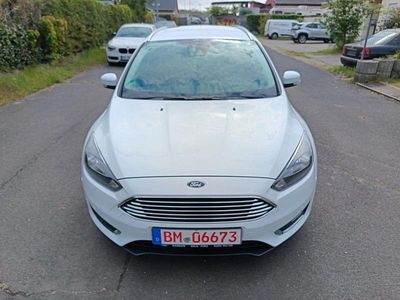 Usata Ford Focus Titanium 125 CV (91 kW) 2016 Bianco Station wagon