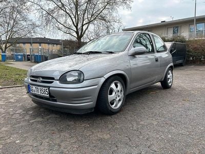 Gebraucht Opel Corsa 70 PS (51 kW) 1995 Silber Kleinwagen