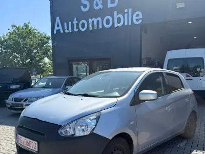 Gebraucht Mitsubishi Space Star 80 PS (58 kW) 2014 Silber Van / Kleinbus
