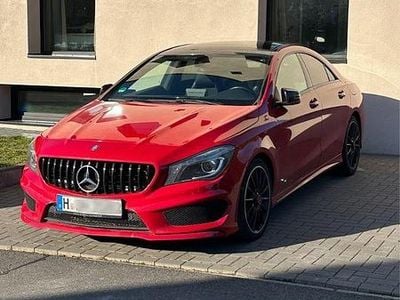 Gebraucht Mercedes CLA200 AMG line 156 PS (114 kW) 2014 Rot Coupé