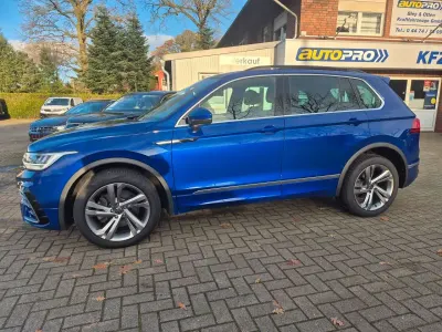 Gebraucht VW Tiguan R-line 200 PS (147 kW) 2023 Blau SUV