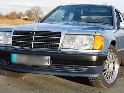 Second-hand Mercedes 190 122 CP (89 kW) 1991 Albastru Berlinǎ