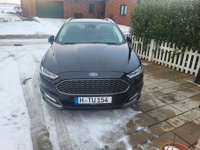 Schwarz Gebraucht 2018 Ford Mondeo Vignale Limousine | 14.900 € (Fairer Preis)
