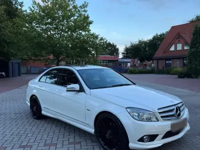 Gebraucht Mercedes C200 AMG 180 PS (132 kW) 2009 Schwarz Limousine