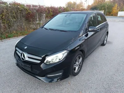 Gebraucht Mercedes B200 136 PS (100 kW) 2016 Schwarz Kleinwagen