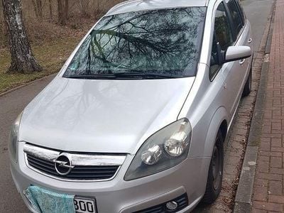 Gebraucht Opel Zafira Edition 105 PS (77 kW) 2005 Silber Van / Kleinbus