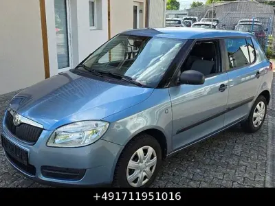 Gebraucht Skoda Fabia Cool Edition 86 PS (63 kW) 2009 Blau Limousine