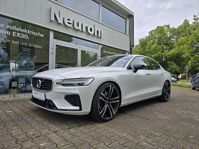 Gebraucht Volvo S60 R-Design 392 PS (288 kW) 2019 Crystal white Limousine