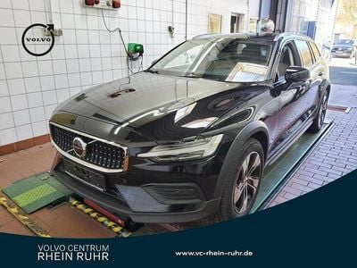 Gebraucht Volvo V60 CC Plus 196 PS (144 kW) 2023 Grau Kombi