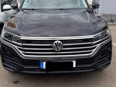 Usata VW Touareg 231 CV (169 kW) 2018 Nero SUV