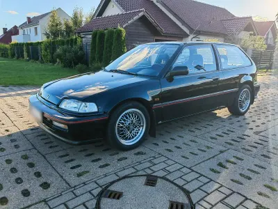 Gebraucht Honda Civic 110 PS (80 kW) 1990 Schwarz Kleinwagen