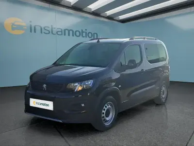 Gebraucht Peugeot Rifter 110 PS (80 kW) 2024 Schwarz Van / Kleinbus