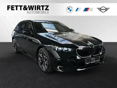 Neu BMW i5 M Sport 250 kW (340 PS) 2026 Black sapphire metallic Kombi