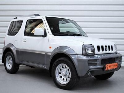 Weiß Gebraucht 2011 Suzuki Jimny Style SUV | 16.990 € (Etwas zu teuer)