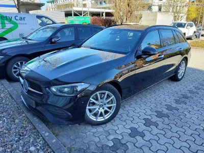 Gebraucht Mercedes 220 200 PS (147 kW) 2023 Schwarz Kombi