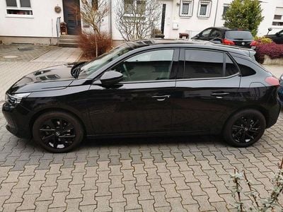 Schwarz Gebraucht 2024 Opel Corsa Kleinwagen | 15.950 € (Guter Preis)
